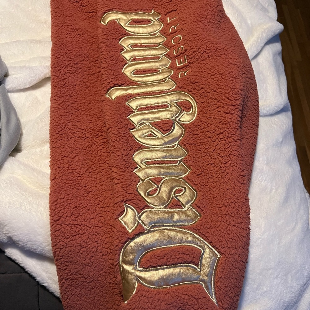 Disneyland Sherpa fleece pants!